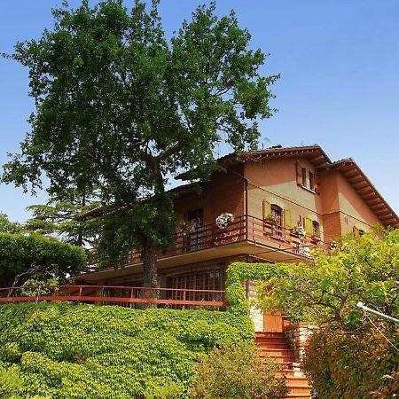 B&B Casa Sanni Пассиньяно-суль-Тразимено Экстерьер фото